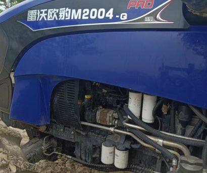 雷沃歐豹M2004-Q輪式拖拉機