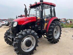 东方红LX904轮式拖拉机
