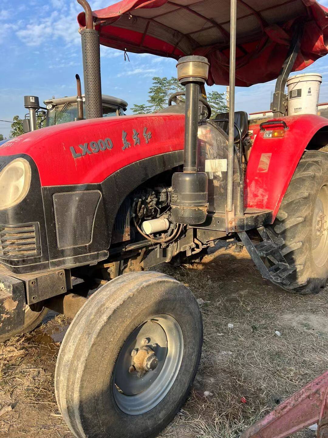 东方红LX900轮式拖拉机