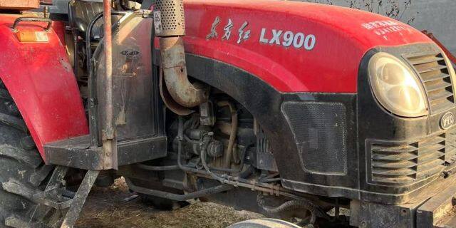 东方红LX900轮式拖拉机