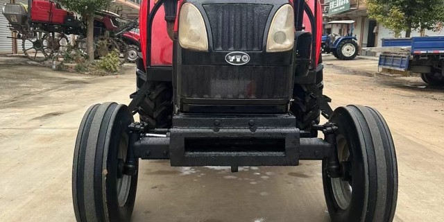 东方红LX900轮式拖拉机