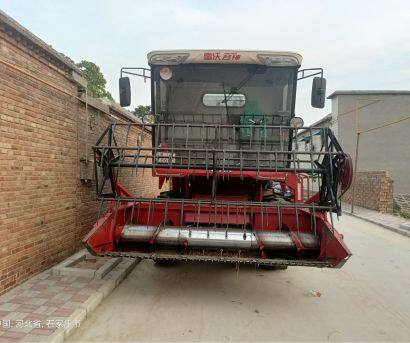 雷沃谷神GM80谷物聯(lián)合收割機(jī)