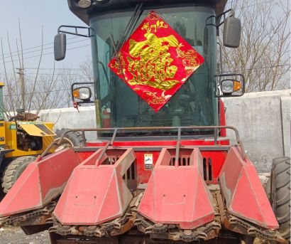 中联收获4YZ-3W自走式玉米收割机