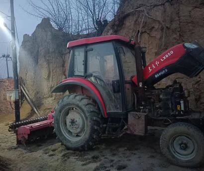 东方红LX850拖拉机