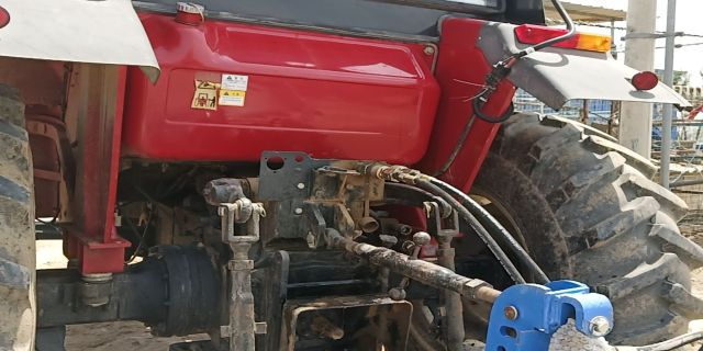 东方红LX754轮式拖拉机