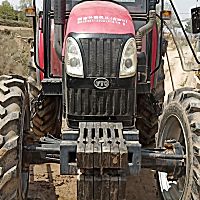 东方红LX754轮式拖拉机