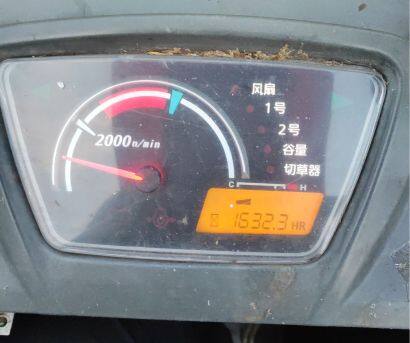 久保田PRO988Q全喂入履带收割机