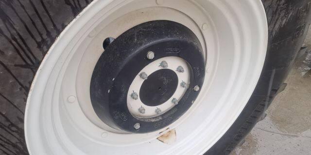 纽荷兰T1404B轮式拖拉机