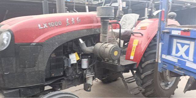 东方红LX1000轮式拖拉机