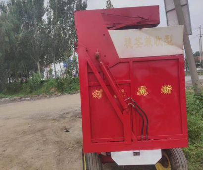 河北冀新4YZQ-2C自走式玉米收获机