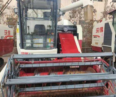 沃得銳龍尊享版聯(lián)合收割機
