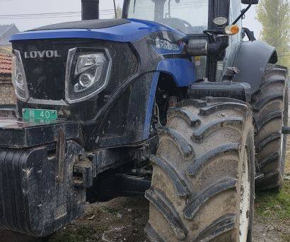 福田雷沃M2604拖拉機