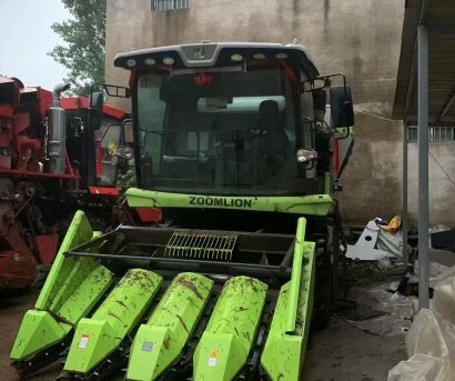 中聯(lián)重科CC40玉米收割機(jī)