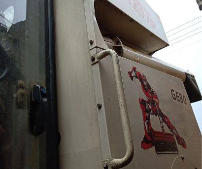 雷沃谷神GE80谷物聯合收割機