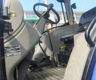 福田雷沃歐豹M1404-5X拖拉機