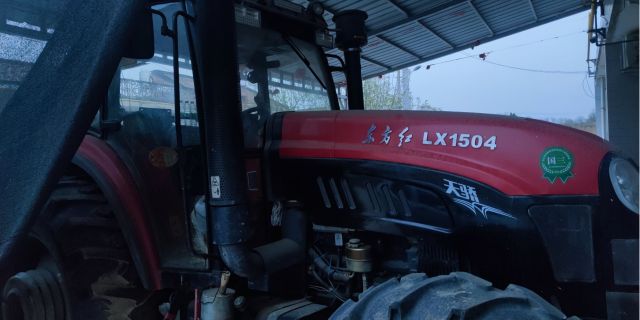 东方红LX1504轮式拖拉机