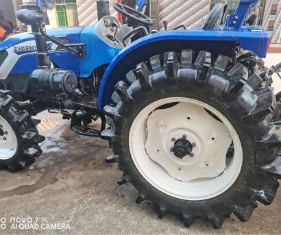 雷沃歐豹M704-2H拖拉機