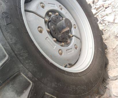 中聯(lián)耕王RS1304-F拖拉機(jī)