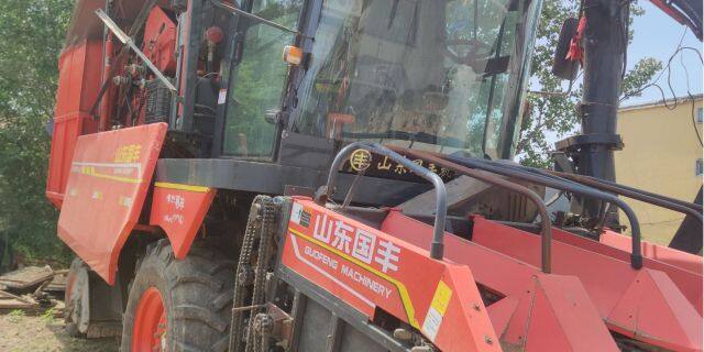 国丰4YZQP-4B玉米茎穗兼收收获机