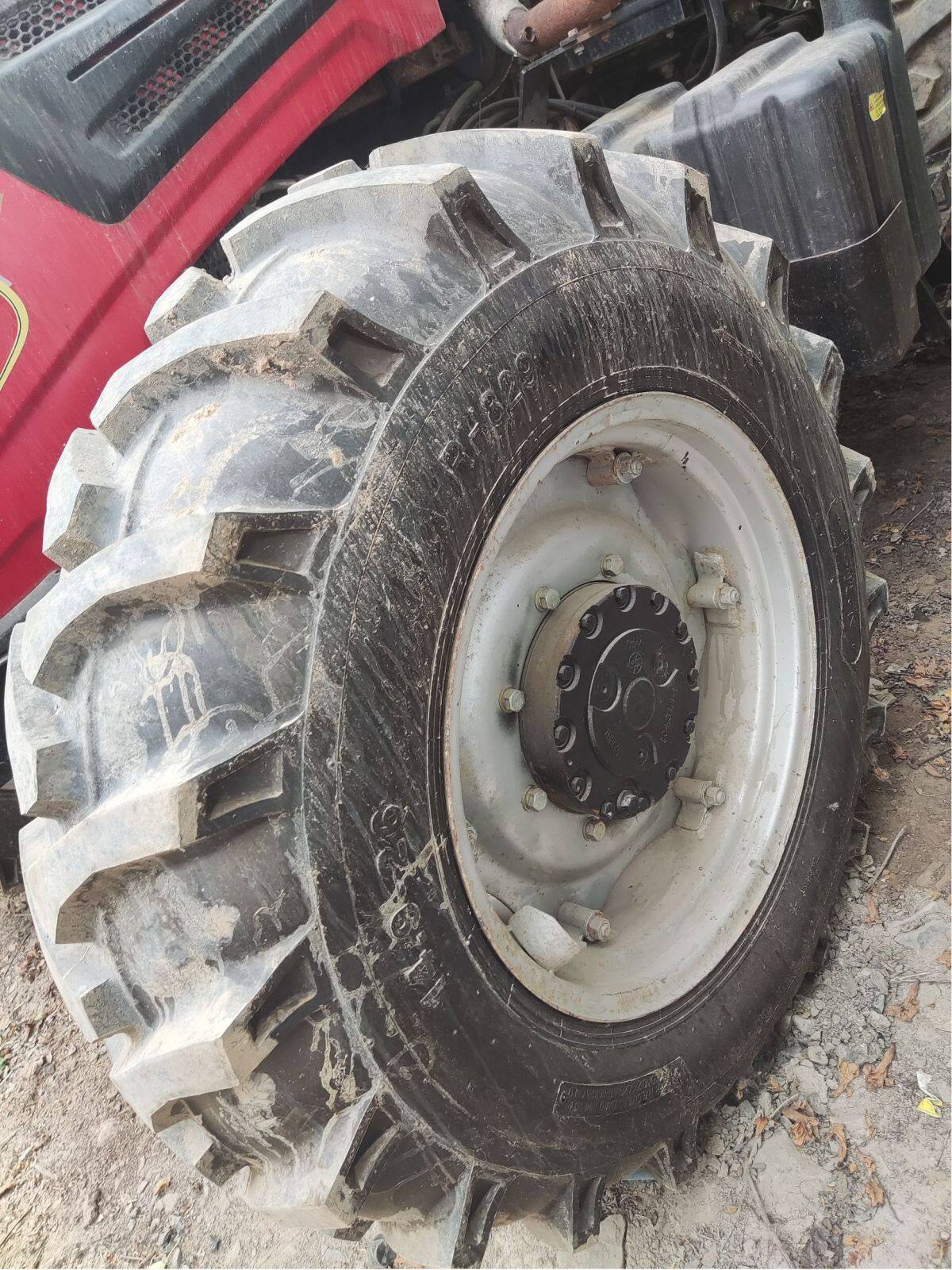 迪敖YJ1804C轮式拖拉