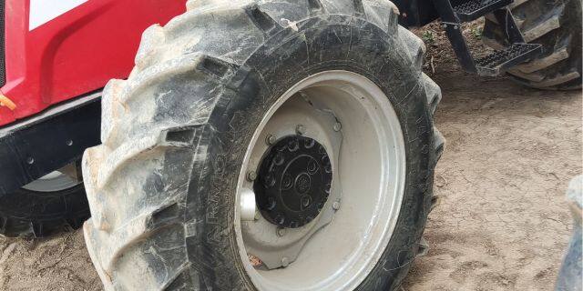 骏马道MF1804轮式拖拉机