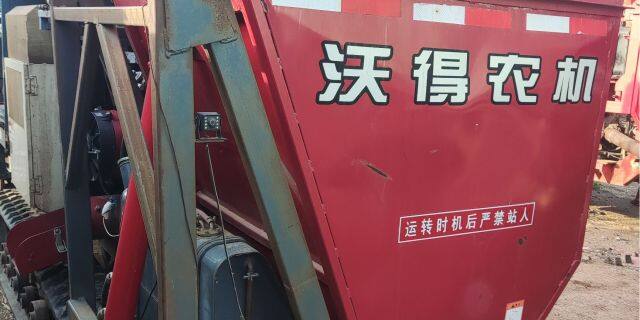 沃得锐龙4YZL-2A履带自走式玉米收割机