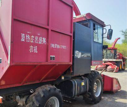新疆牧神4QZ-2200型自走式青（黃）貯飼料收獲機(jī)