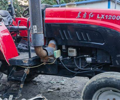 東方紅LX1200輪式拖拉機(jī)