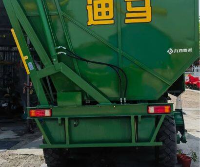 迪馬戰(zhàn)狼4YZ-4CJ1自走式穗莖兼收玉米收獲機(jī)