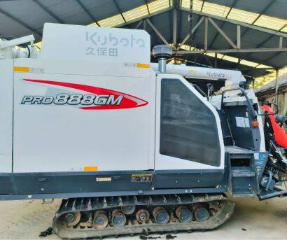久保田4LBZ-172B(PRO888GM)半喂入履帶式收割機