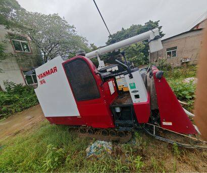 洋馬AG600半喂入聯(lián)合收割機