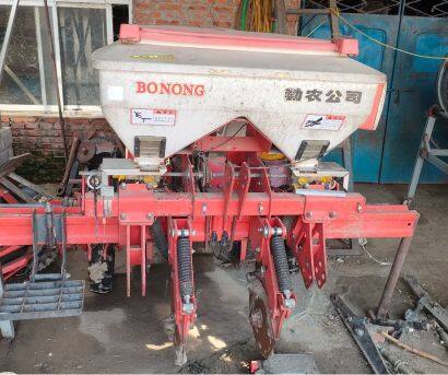 黑龍江勃農(nóng)播種機(jī)
