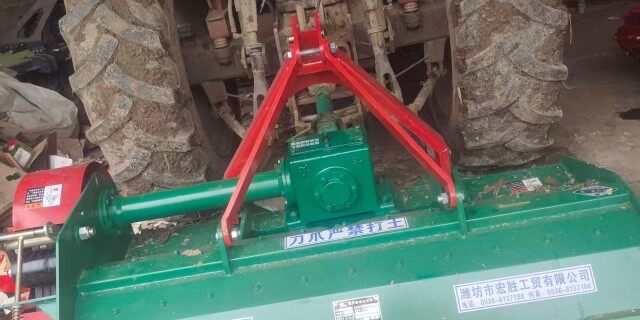 东方红LX1304拖拉机