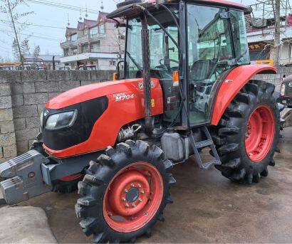 久保田704KQ拖拉機