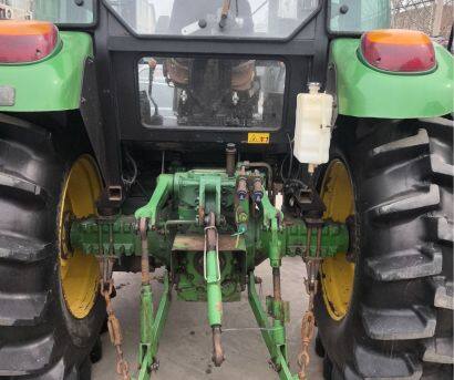 約翰迪爾5E-1004拖拉機(jī)