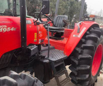 久保田M954K拖拉機