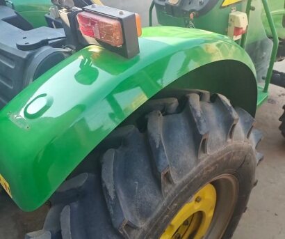 約翰迪爾3B-404拖拉機(jī)