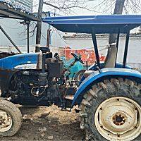 紐荷蘭800拖拉機(jī)