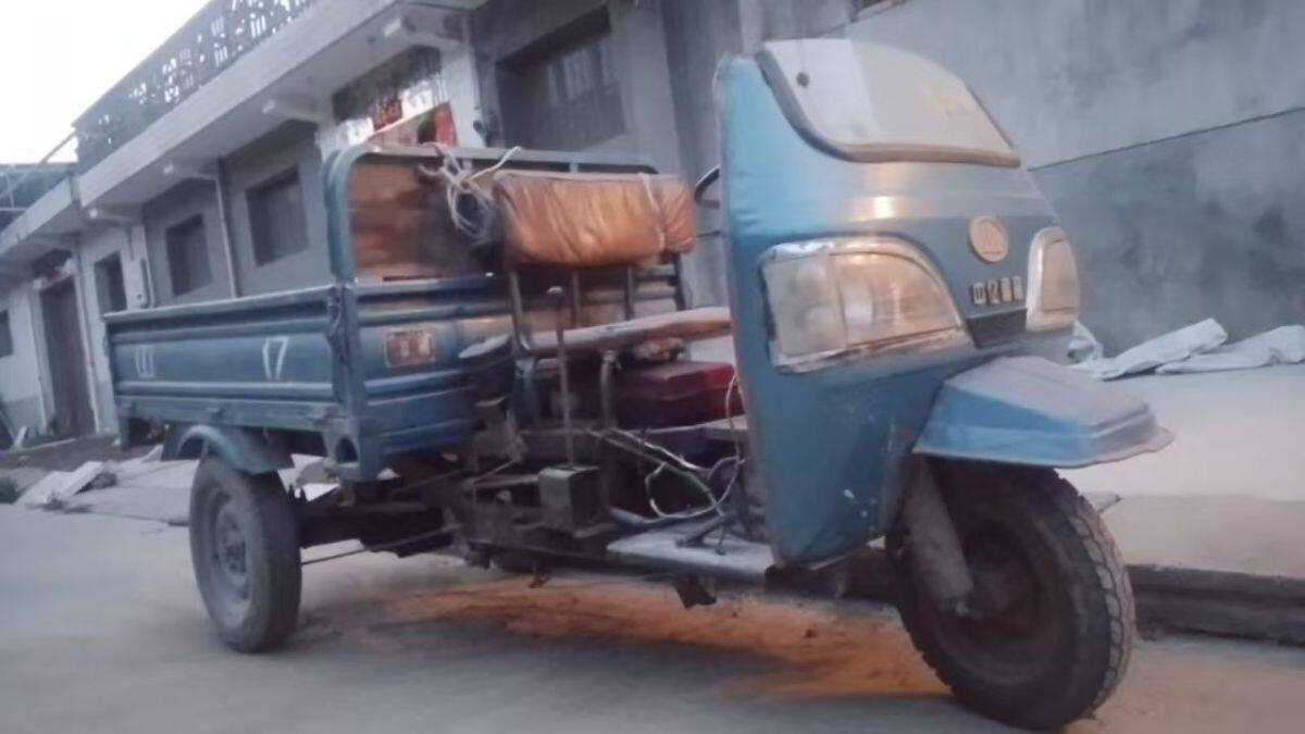 中亿柴油三轮车