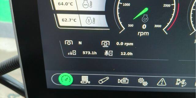 雷沃P2404-7V拖拉机