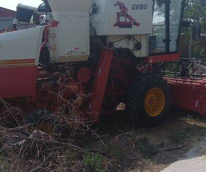 雷沃谷神GE80收割機(jī)