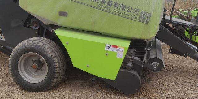 苜邦9YY-1250圆草捆打轮机