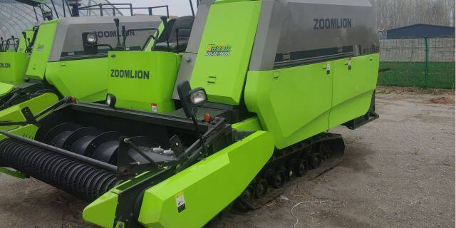 中联重科9YZ-2.2型履带自走式打捆机