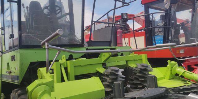 中联重科4QZ-3000A型自走式青储饲料收获机