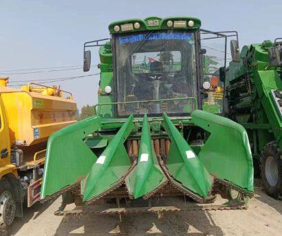迪馬4YZJ-4B型自走式玉米莖穗兼收收割機(jī)