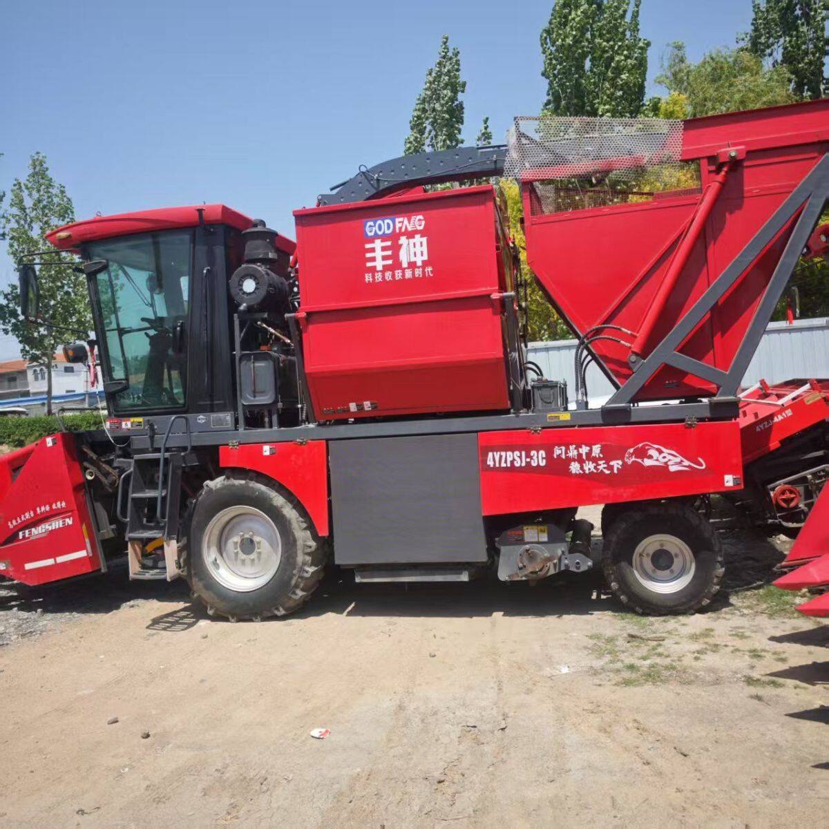 金大丰4YZPSJ-3C型自走式玉米茎穗兼收收割机