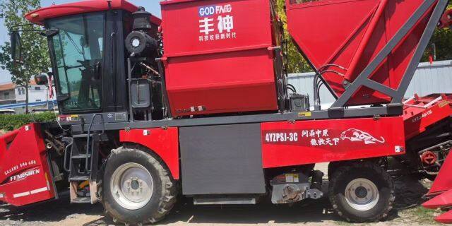 金大丰4YZPSJ-3C型自走式玉米茎穗兼收收割机