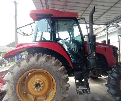 東方紅LX1504拖拉機(jī)