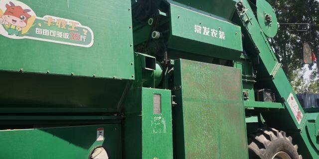 常发CF4625玉米茎穗兼收收割机