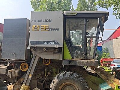 中联谷王4LZ-9B自走式谷物联合收割机